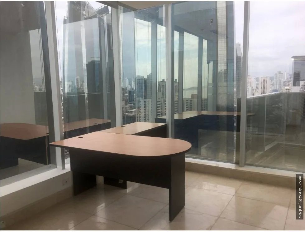 VENTA DE OFICINA EN PH F&F TOWER (EL TORNILLO) 188M2