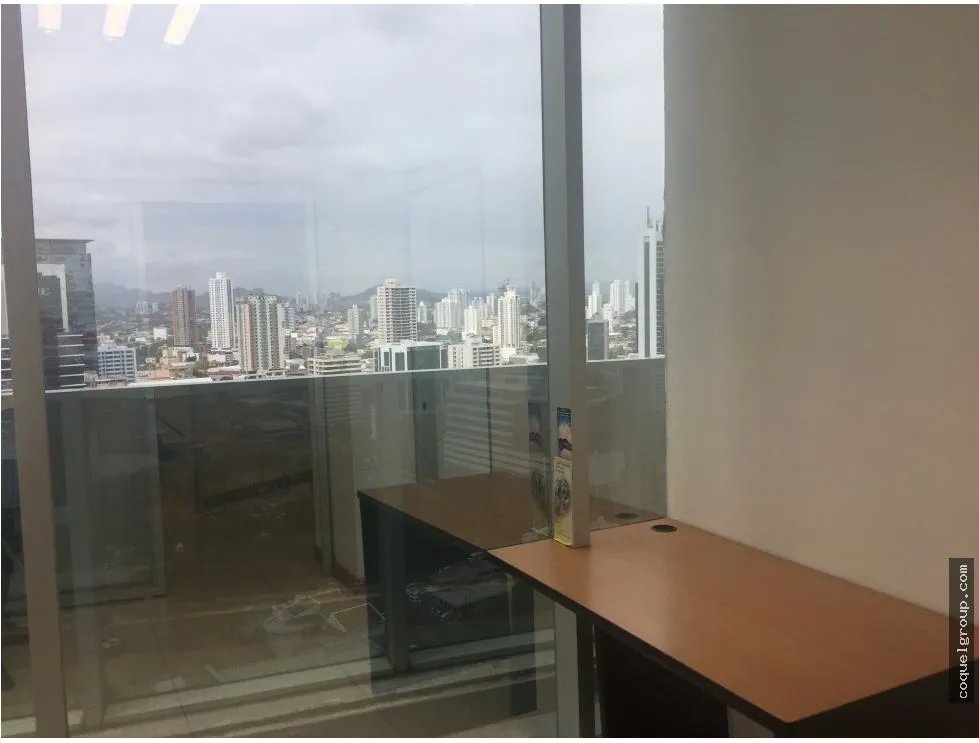 VENTA DE OFICINA EN PH F&F TOWER (EL TORNILLO) 188M2