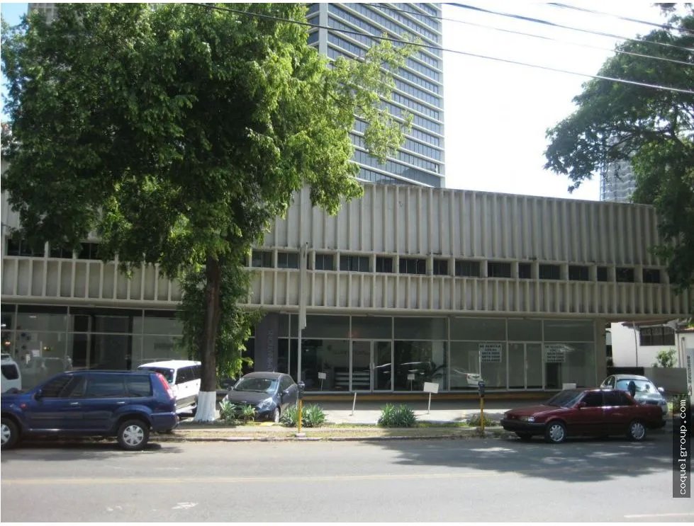 VENTA PLAZA COMERCIAL EN OBARRIO