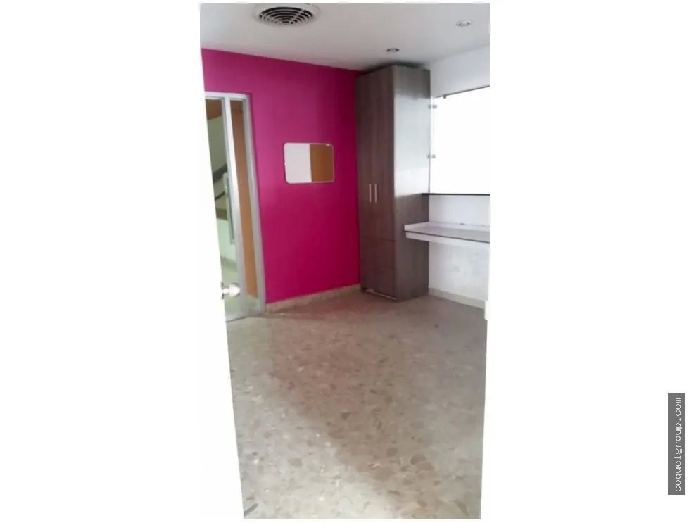 VENTA PLAZA COMERCIAL EN OBARRIO