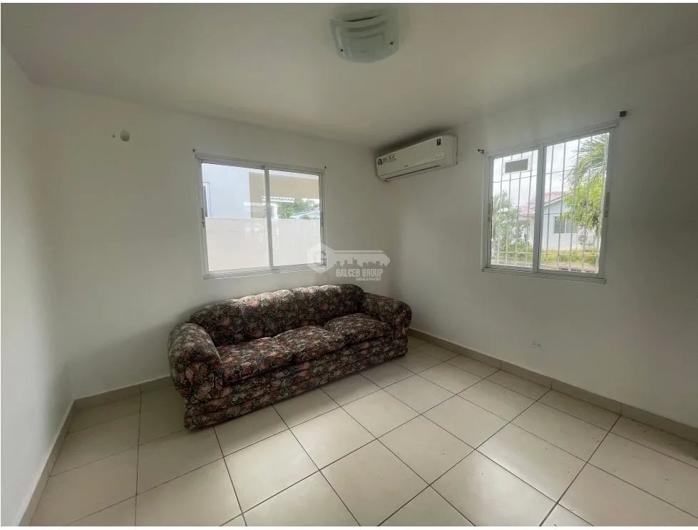 Single Family House for sale in Vacamonte