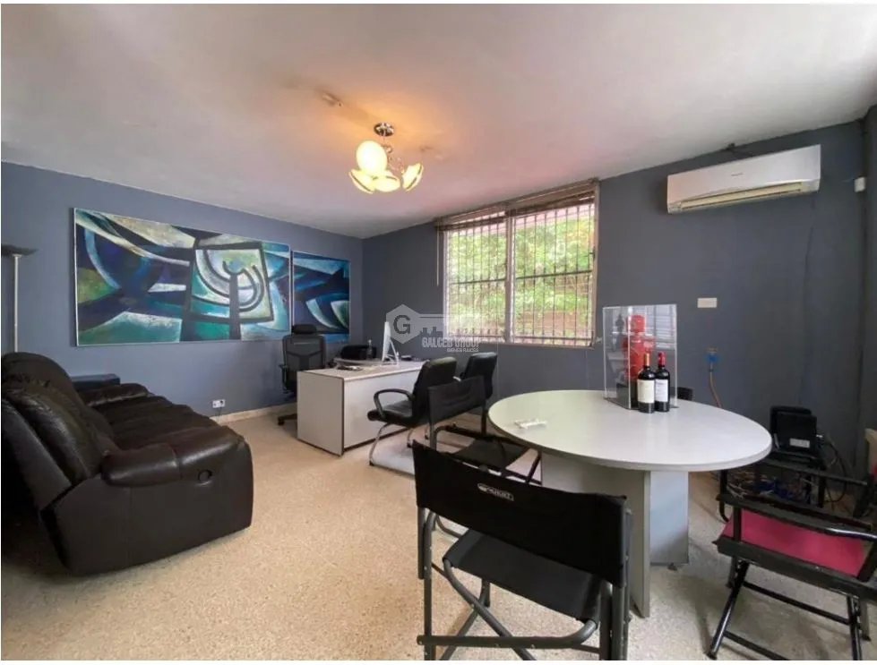 SAN FRANCISCO / CASA COMERCIAL / 500 M2 / 2 NIVELES /  2 BALCONES