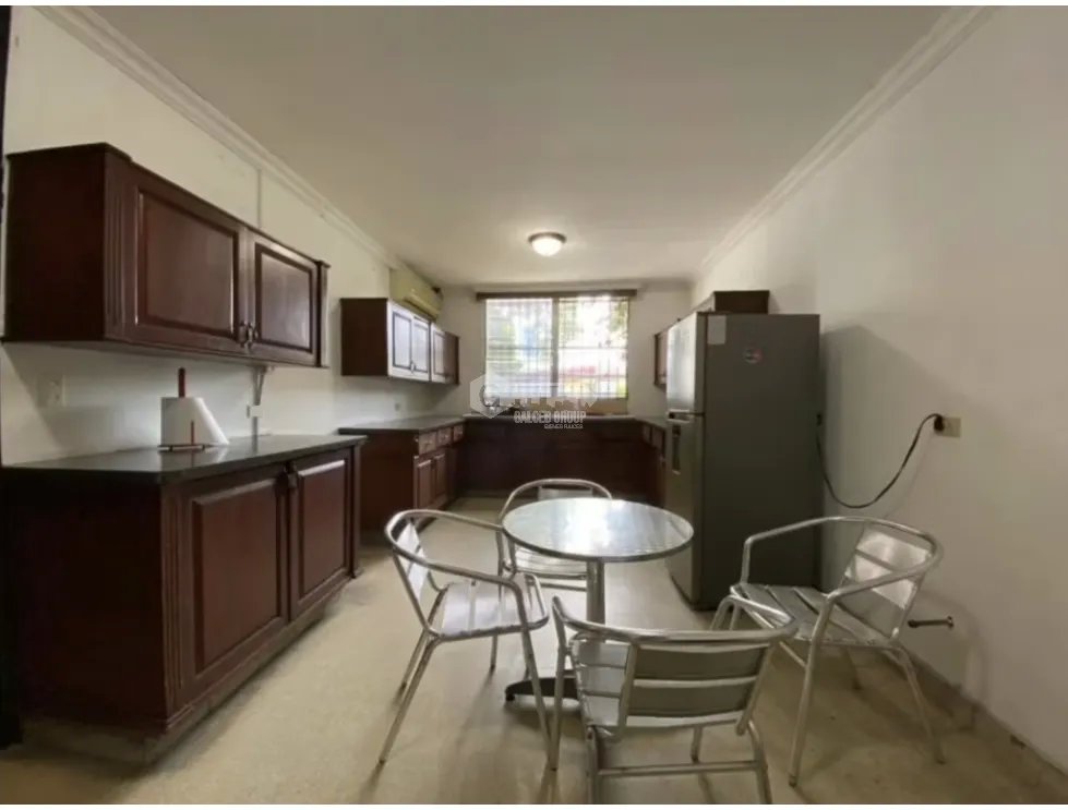 SAN FRANCISCO / CASA COMERCIAL / 500 M2 / 2 NIVELES /  2 BALCONES