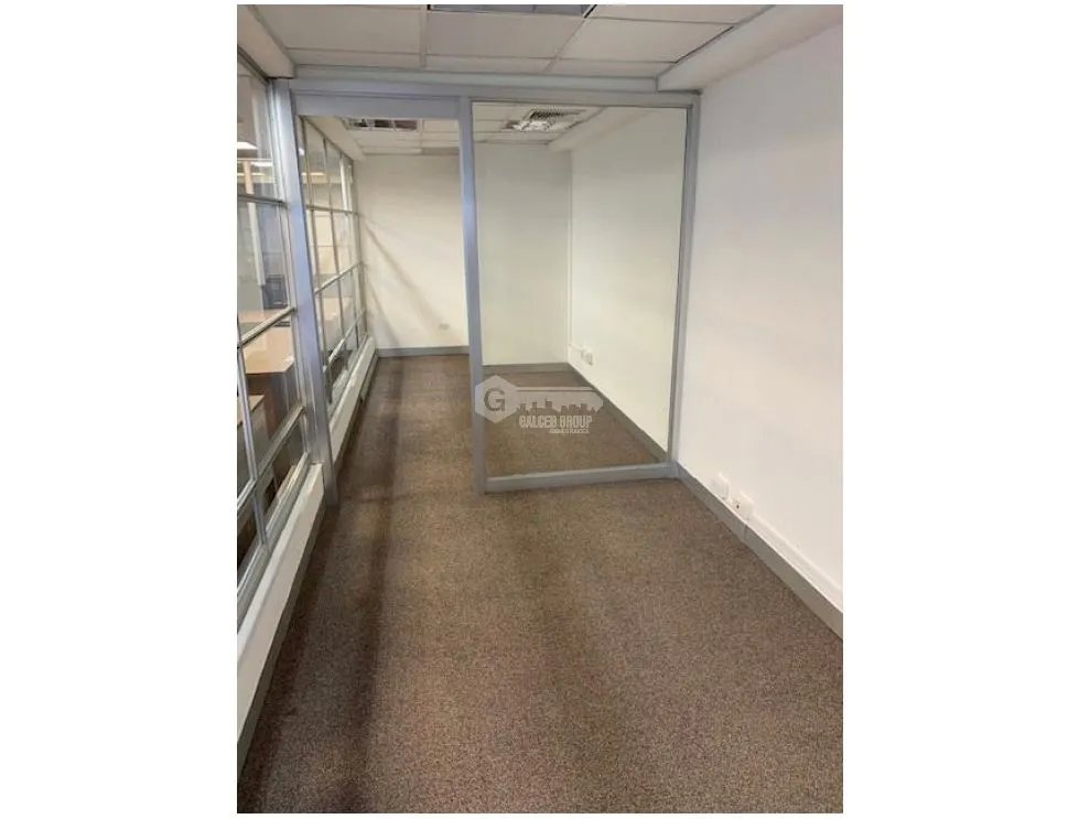 OFICINA / CALLE 50 / TORRE DRESDNER / 325M / DIVISIONES / AMOBLADA
