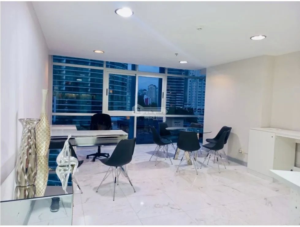 Office for sale in Bella Vista