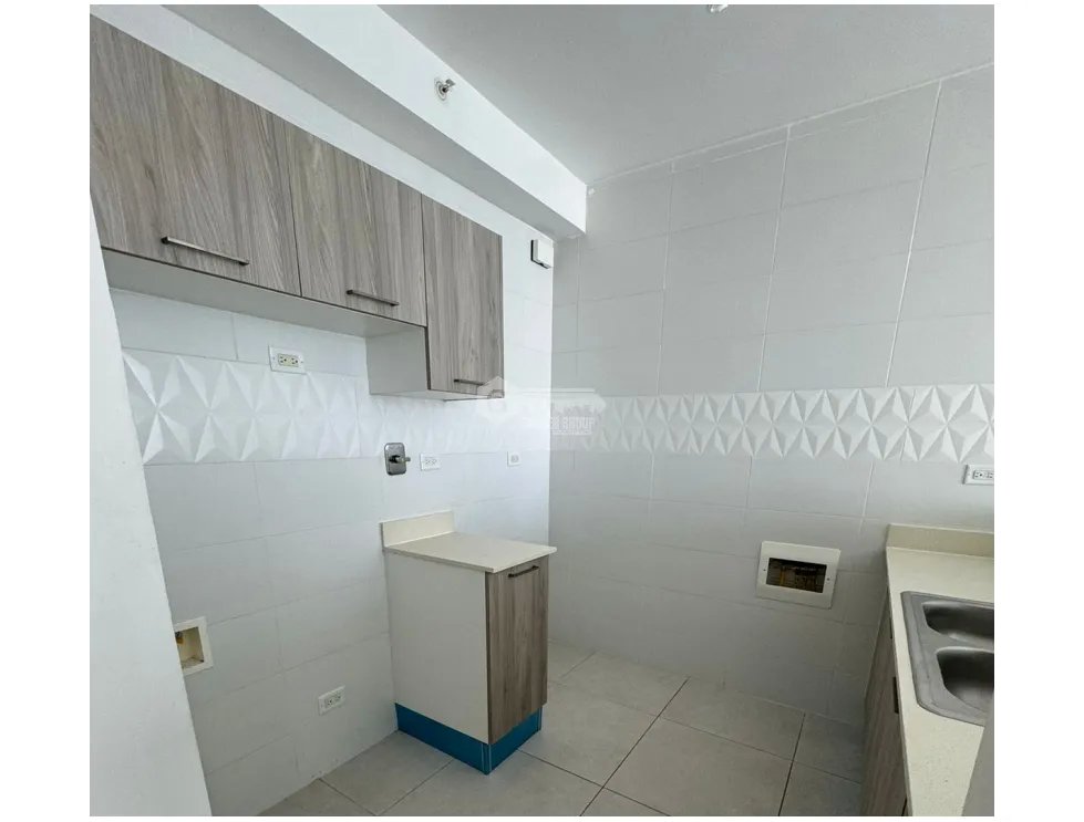 Apartment for sale in Edison Park