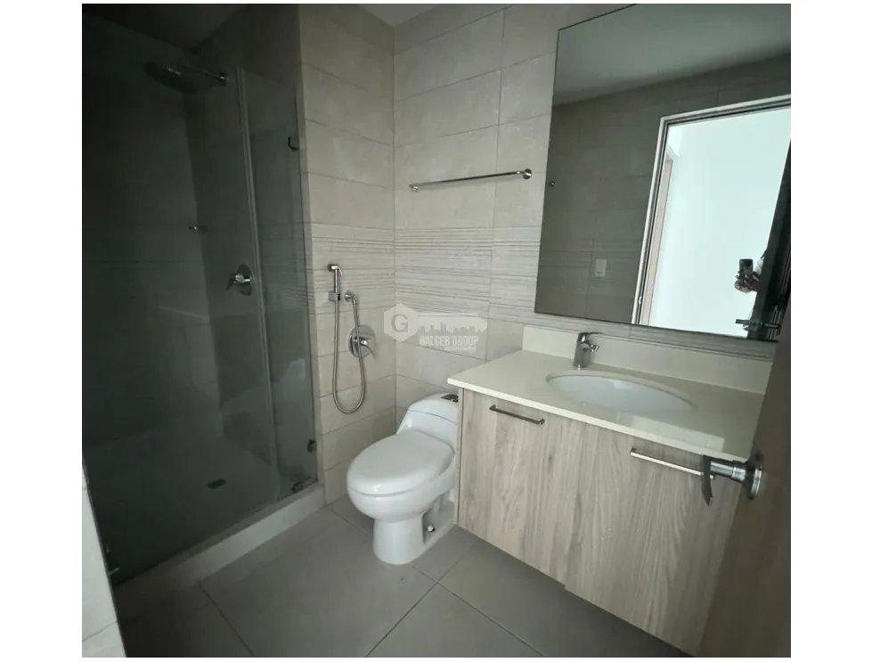 Apartment for sale in Edison Park