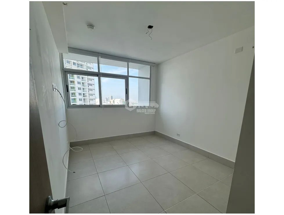 Apartment for sale in Edison Park