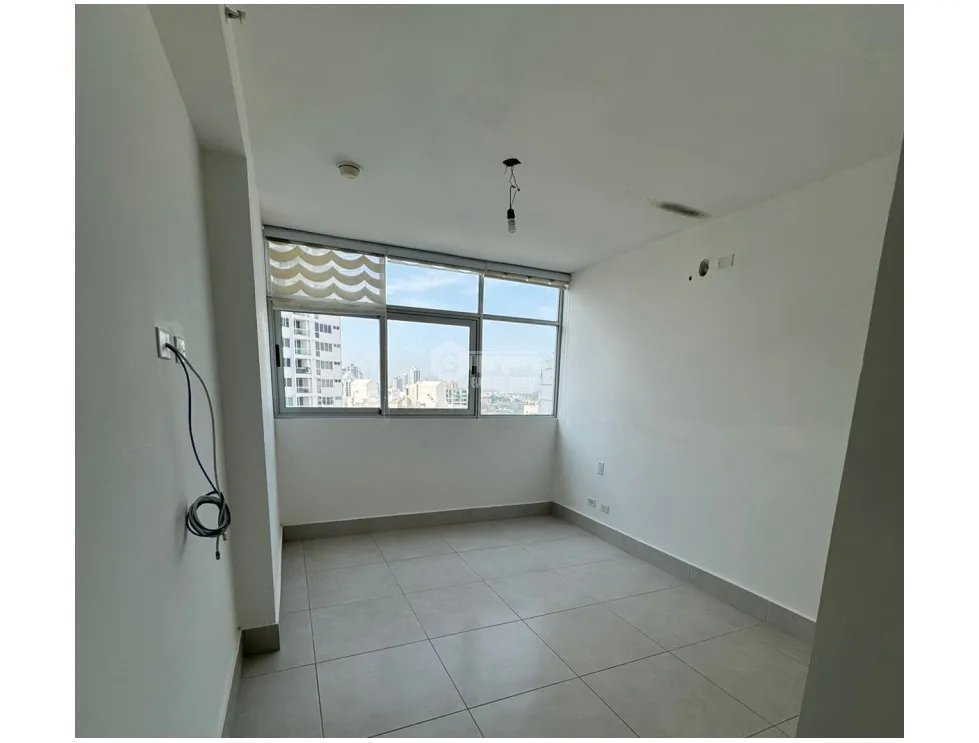 Apartment for sale in Edison Park