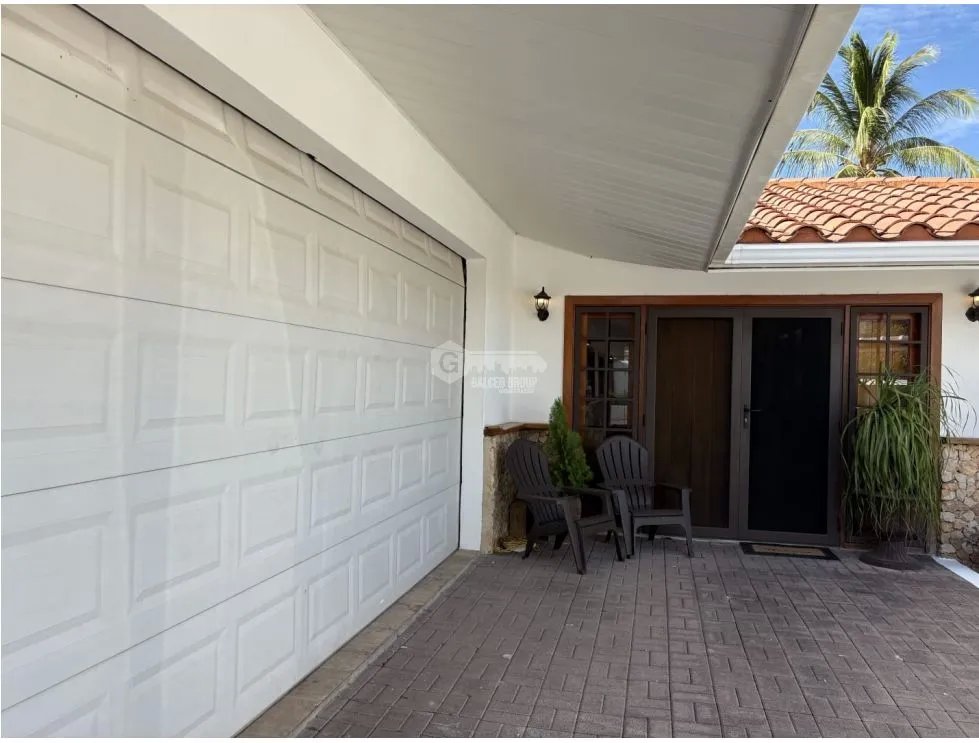 Single Family House for sale in San Carlos