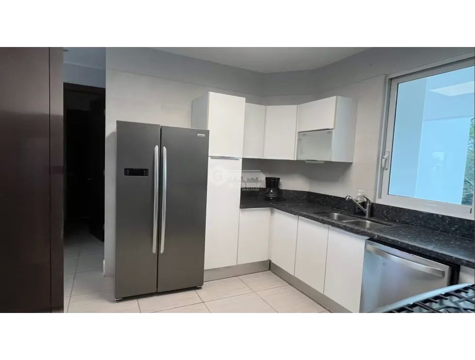 VENTA DE APARTAMENTO EN PUNTA BARCO PH BARCOVENTO CON VISTA AL MAR