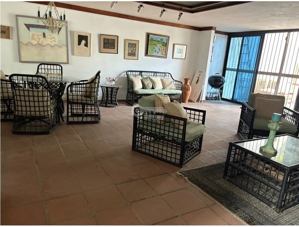 Single Family House for sale in Coronado