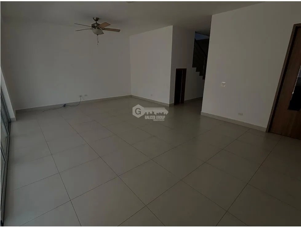 Single Family House for sale in Condado del Rey