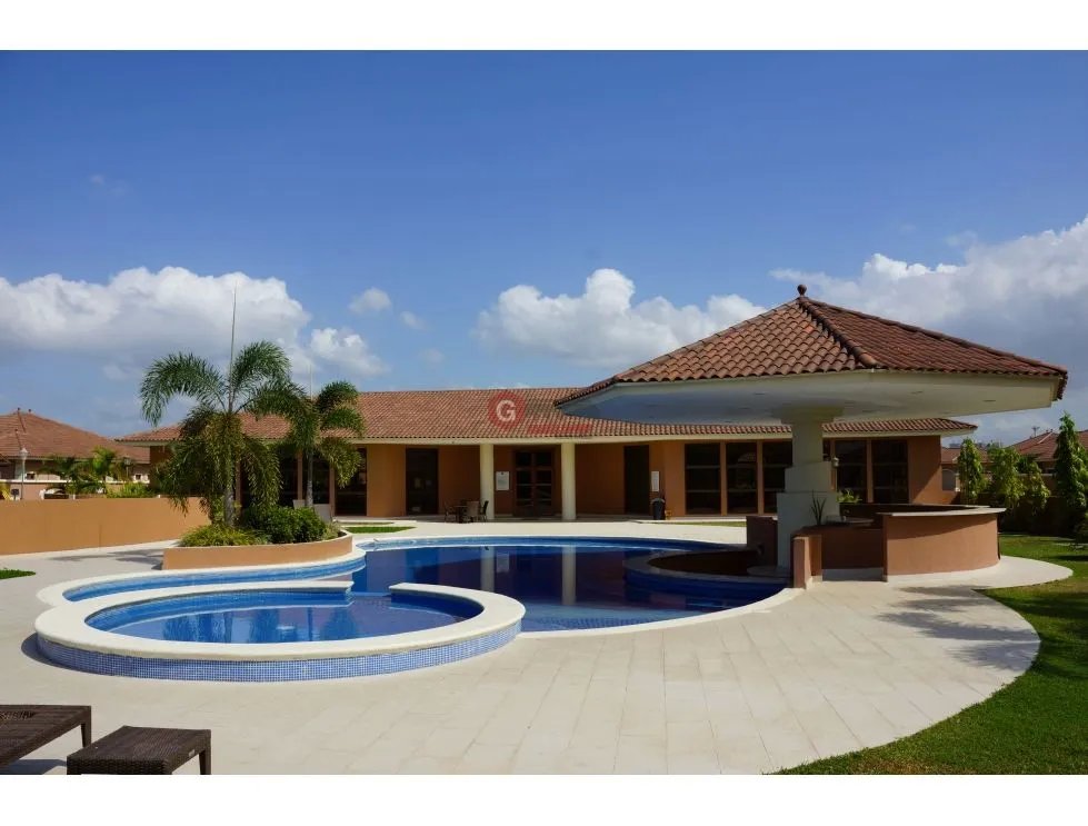 Single Family House for sale in Costa Sur