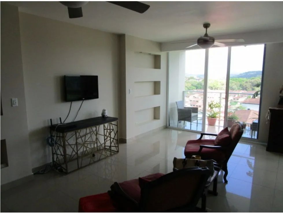SE VENDE APARTAMENTO EN ALBROOK PH PINE HILLS 3 HABITACION CON BALCON