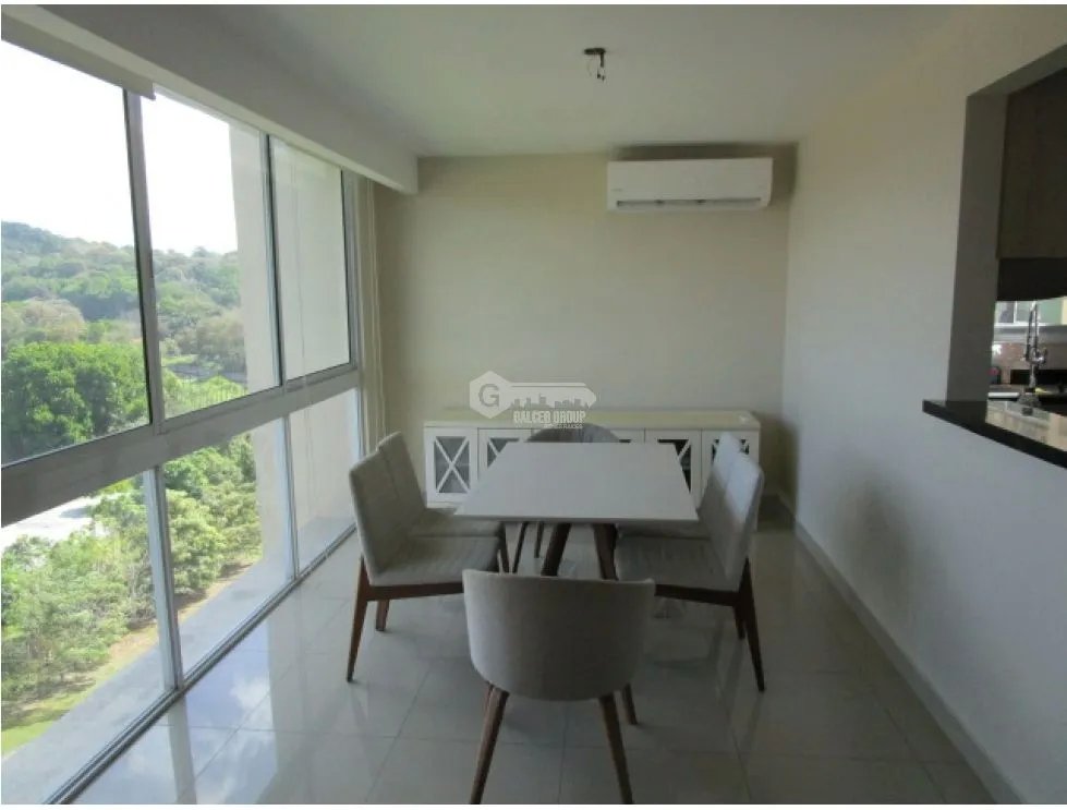 SE VENDE APARTAMENTO EN ALBROOK PH PINE HILLS 3 HABITACION CON BALCON