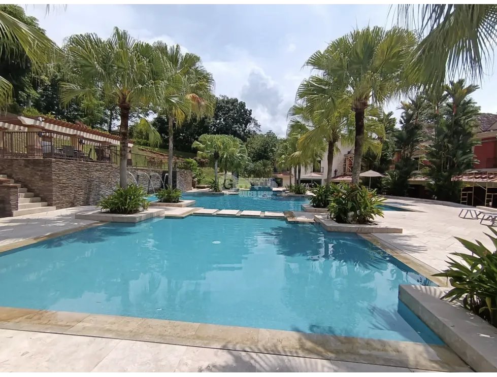 ALQUILER DE APARTAMENTO EN CLAYTON PH EMBASSY CLUB LINEA BLANCA