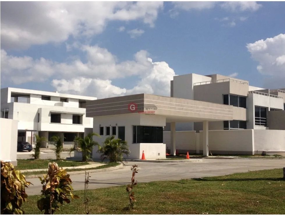 Single Family House for sale in Costa Sur