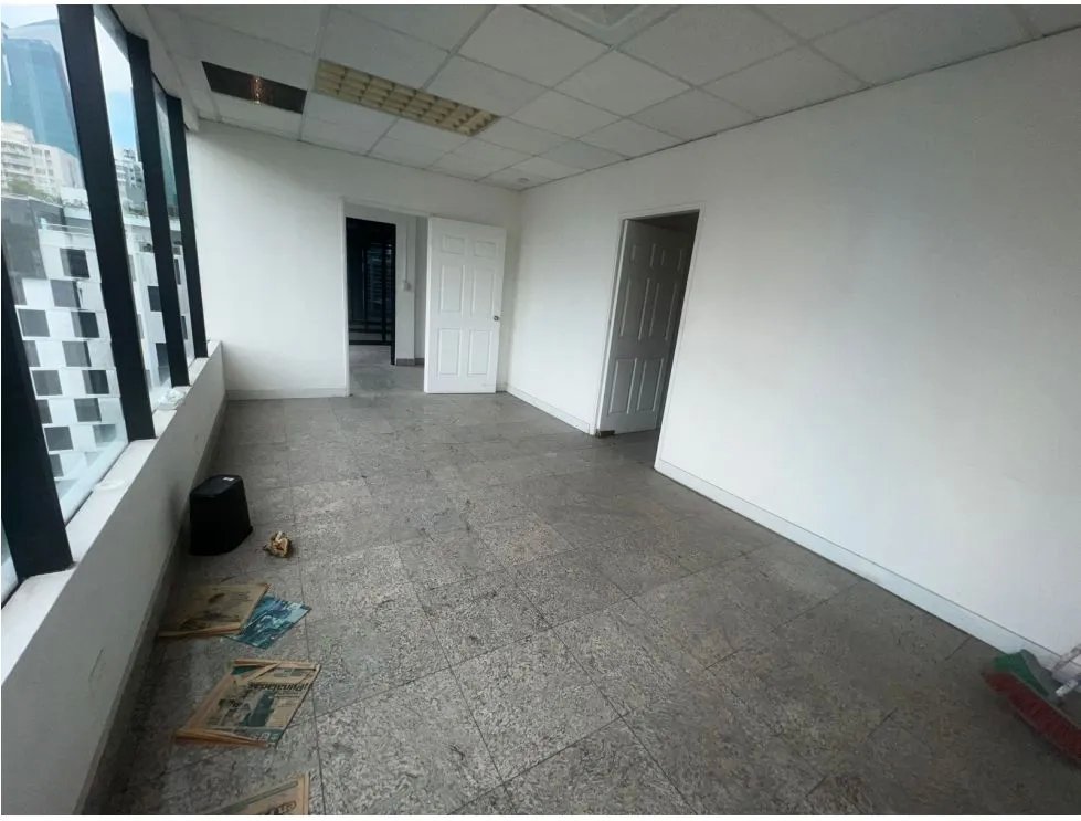 OFICINA / CALLE 50 / PH GLOBAL PLAZA / 500M / CON DIVISIONES
