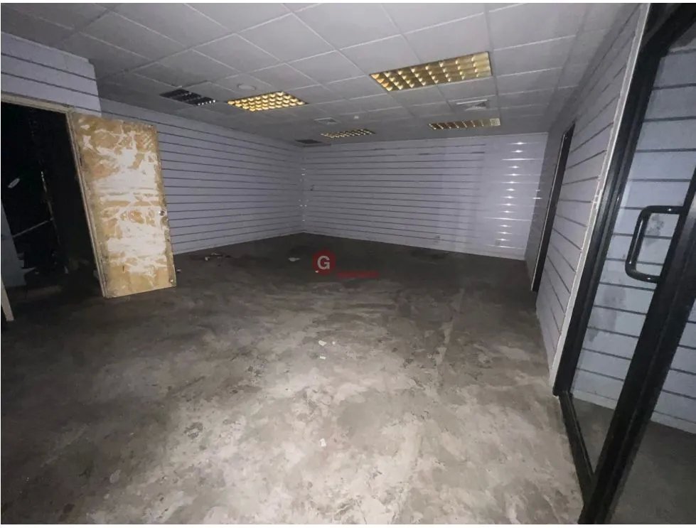 OFICINA / CALLE 50 / PH GLOBAL PLAZA / 500M / CON DIVISIONES