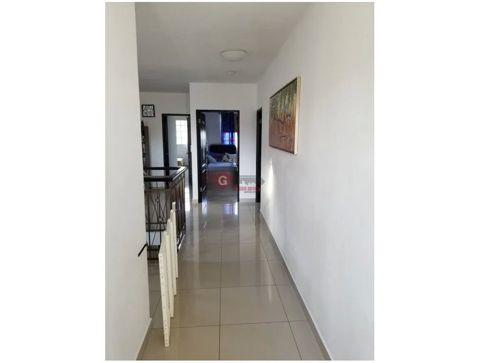 COSTA SUR / VILLA VALENCIA / 369M / 4 HABITACION / 2 NIVELES / PISCINA