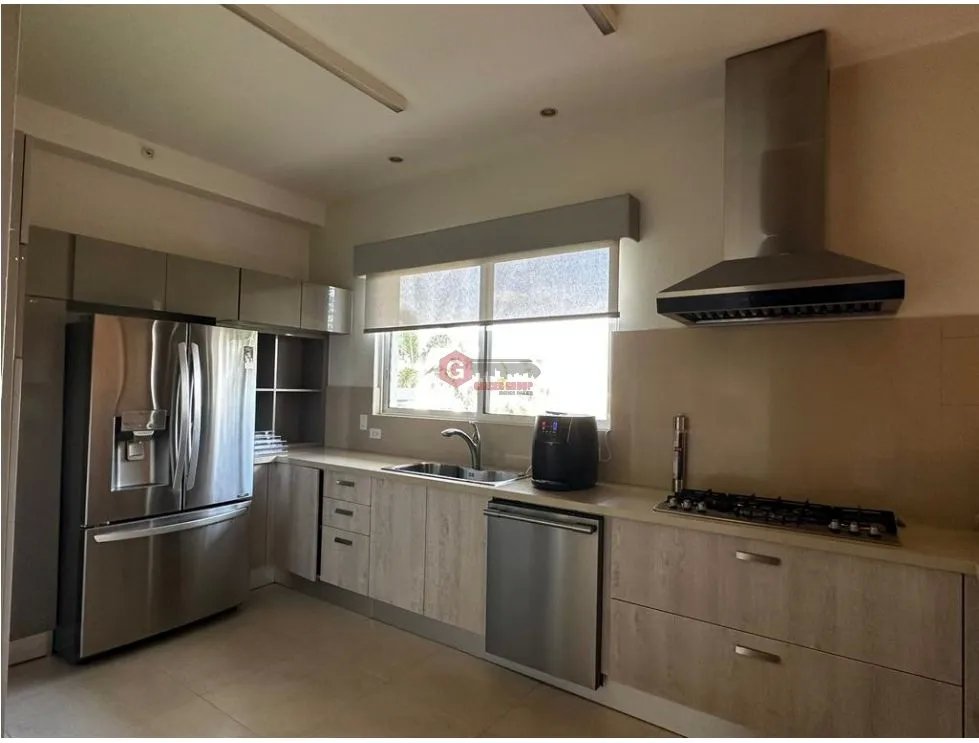 SANTA MARIA / THE RESERVE LEGACY / 200M / 2 HABITACIONES / PISCINA
