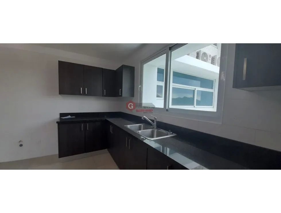 CONDADO DEL REY / PH COUNTRY HEIGHTS / 170M / 3 HABITACION / 2 PARKING