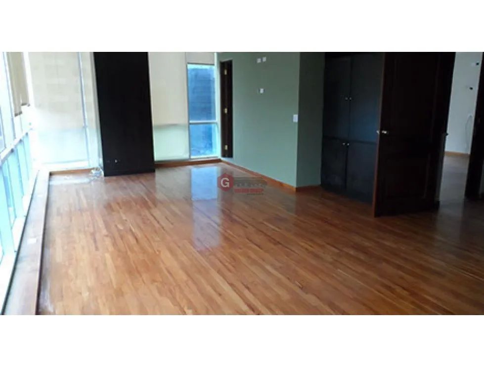 OFICINA / OBARRIO / EDIF. HI TECH / 250M2 / AIRE CENTRAL / VACIA