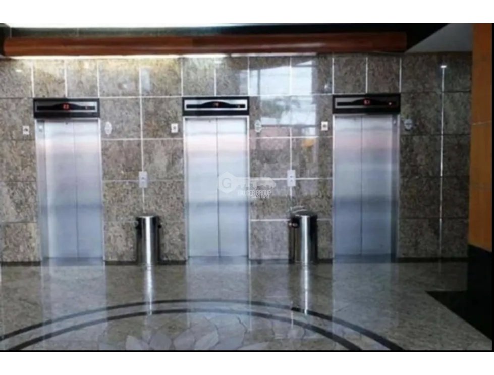OFICINA / OBARRIO / EDIF. HI TECH / 250M2 / AIRE CENTRAL / VACIA