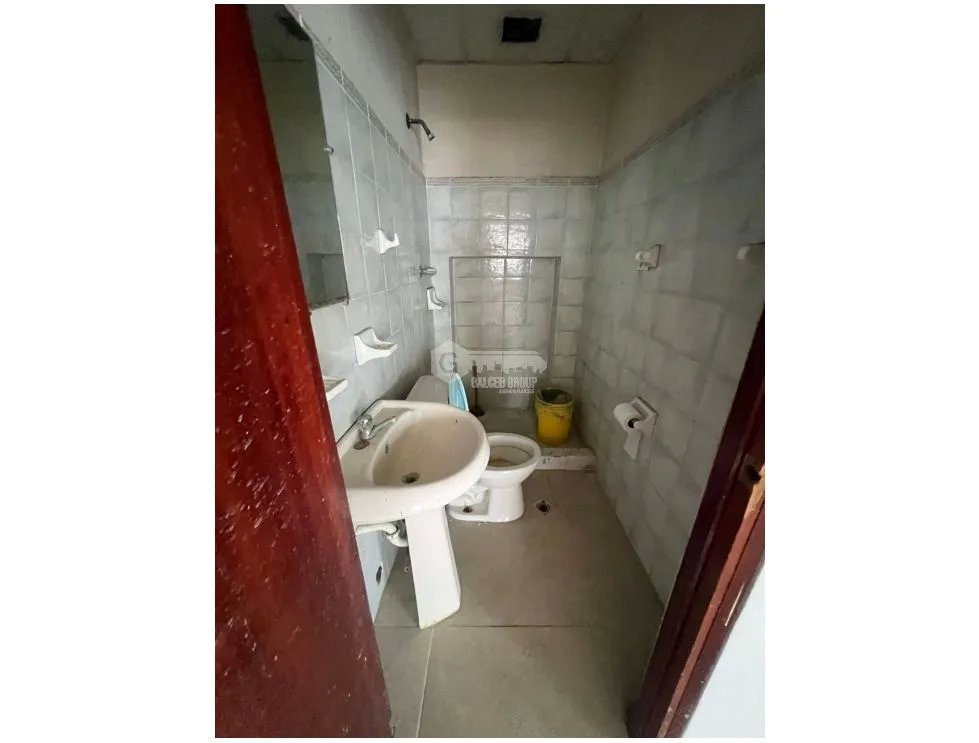 Commercial Space for sale in Calidonia