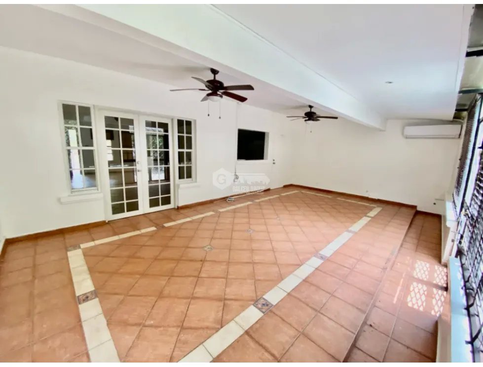 Single Family House for sale in Albrook