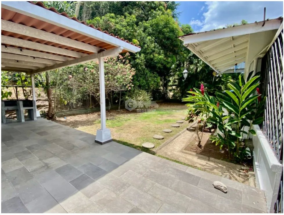 Single Family House for sale in Albrook