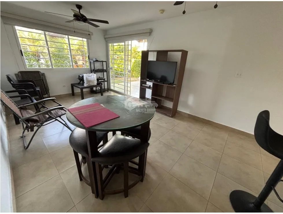 Single Family House for rent in Coronado