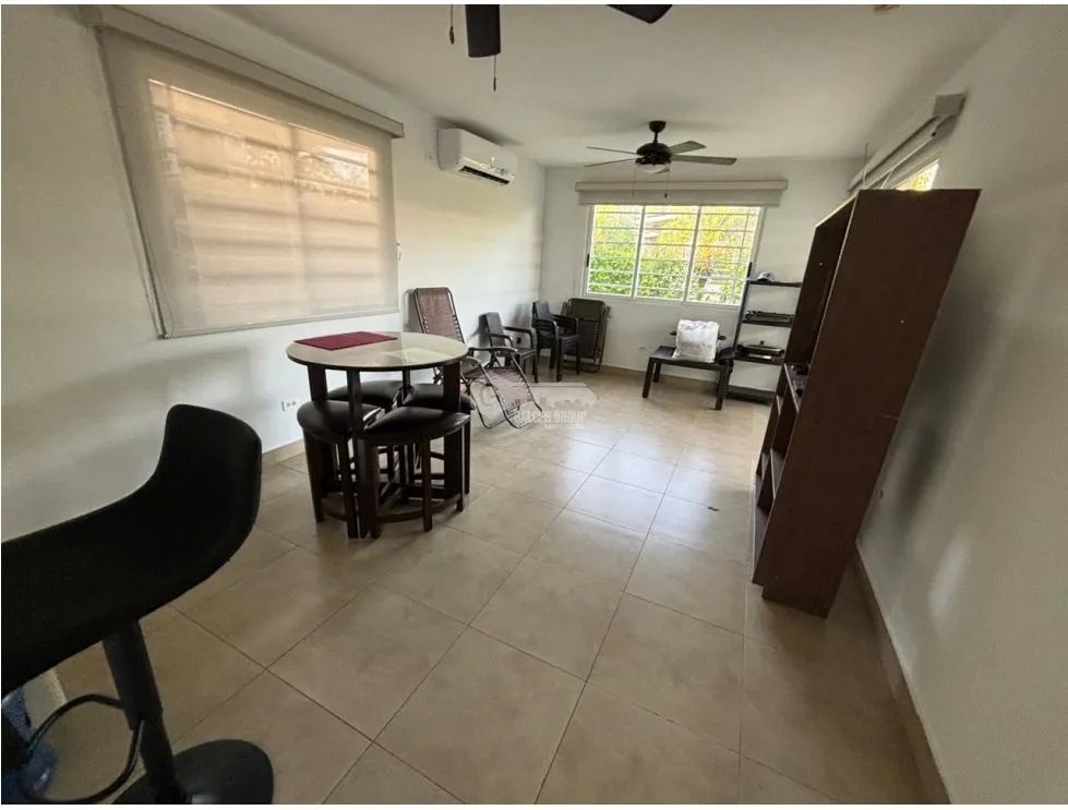 Single Family House for rent in Coronado