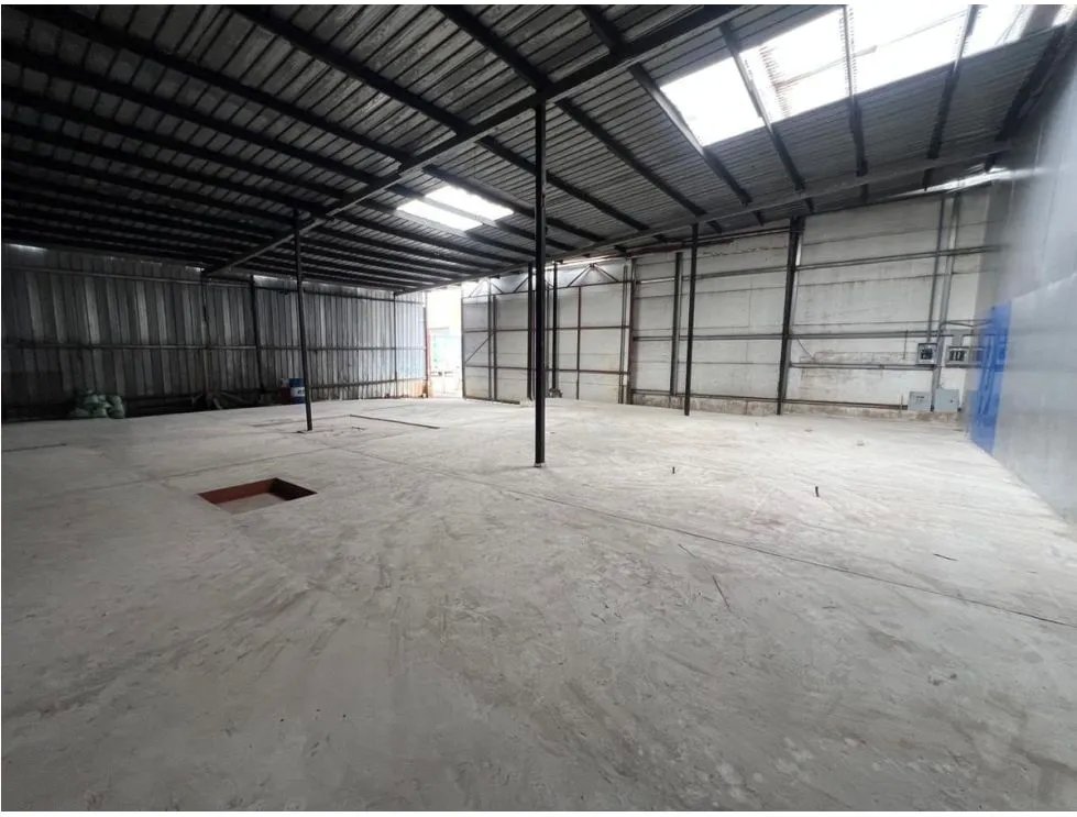 Warehouse for rent in Llano Bonito