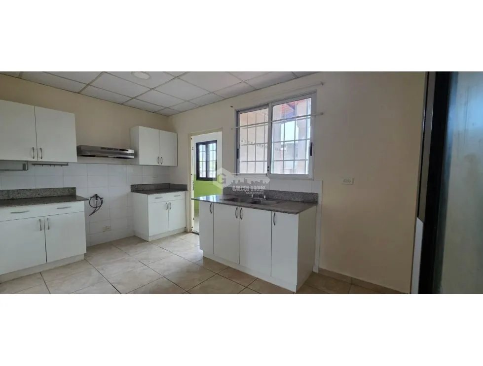 Single Family House for rent in Arraijan