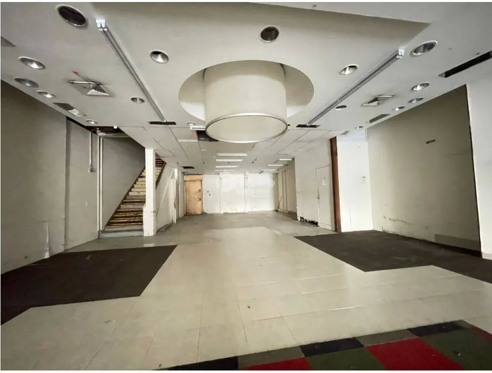 LOCAL COMERCIAL / LOS PUEBLOS / JUAN DIAZ / 570M / 2 NIVELES