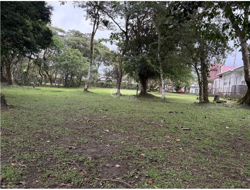 SE VENDE TERRENO PLANO DE 2086M  EN EL VALLE DE ANTON