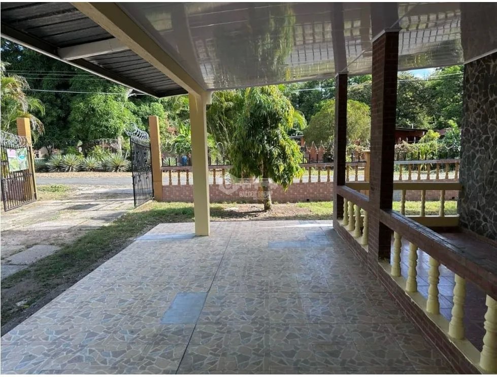 CHAME / BEJUCO / 1481 M / 4 HABITACION / 2 BAÑOS / PISCINA / AG