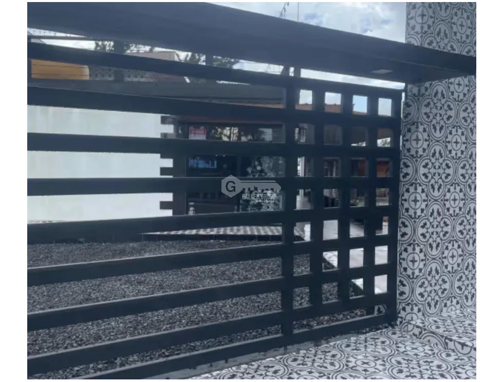 ALTOS DE CERRO AZUL / 300M / 5 HABITACION / 6 PARKING / DOS NIVELES