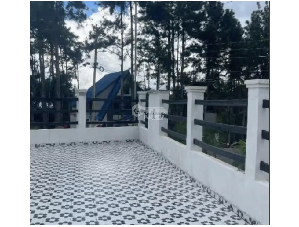 ALTOS DE CERRO AZUL / 300M / 5 HABITACION / 6 PARKING / DOS NIVELES