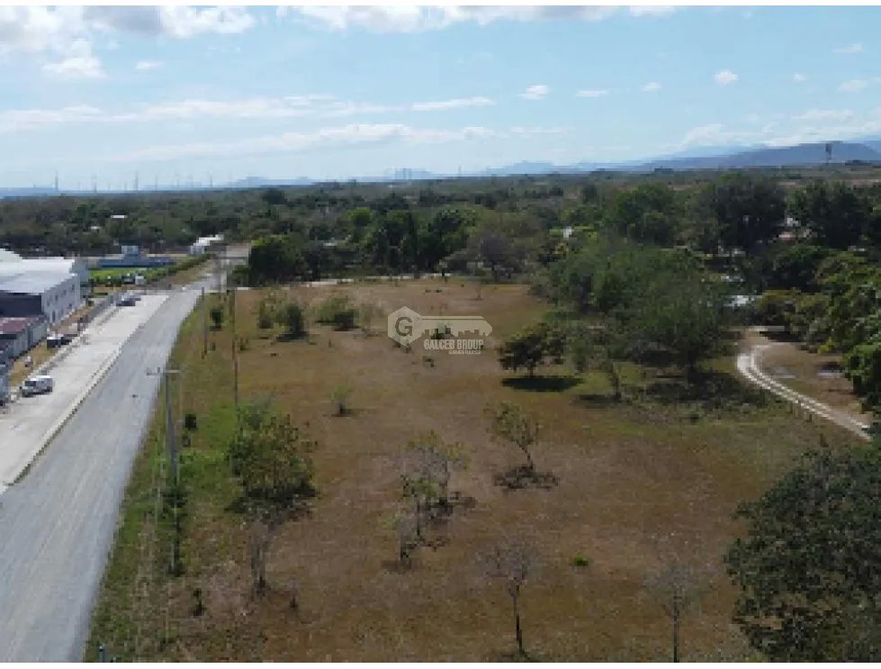 SE VENDE TERRENO COMERCIAL EN PENONOME 13473M SOBRE VIA INTERAMERICANA