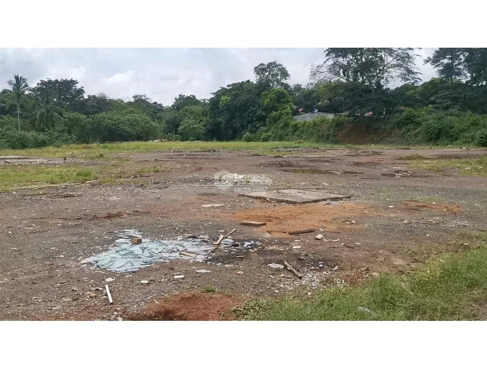 Building Lot for sale in Barrio Colon