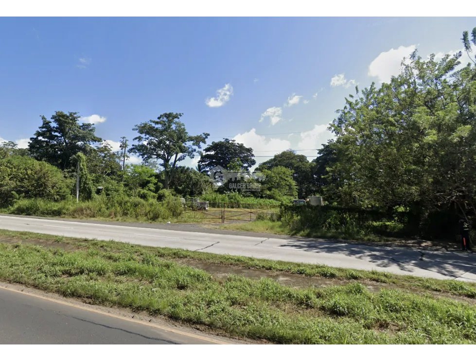 SE VENDE TERRENO EN CHAME IDEAL PARA DESARROLLO SOBRE INTERAMERICANA