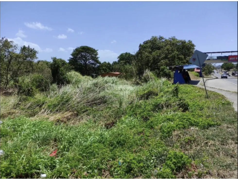 SE VENDE TERRENO EN CHAME IDEAL PARA DESARROLLO SOBRE INTERAMERICANA