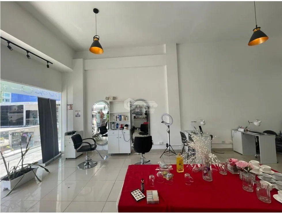 CONDADO DEL REY / PLAZA GREEN PARK / 94M / ESPACIO AMPLIO / PISO MEDIO
