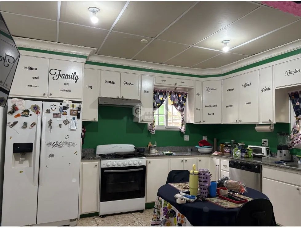 SE VENDE CASA EN NATA DE 4 HABITACIONES CERCA DE LA PANAMERICANA