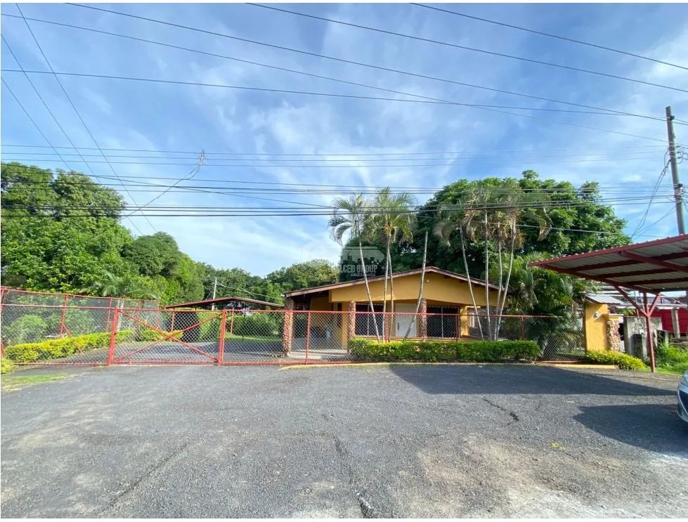 CHAME / BEJUCO / 977 M / CASA CON OFICINAS / VIA INTERAMERICANA