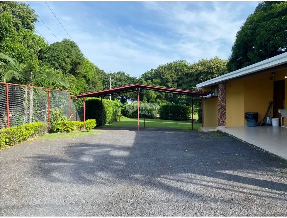 CHAME / BEJUCO / 977 M / CASA CON OFICINAS / VIA INTERAMERICANA