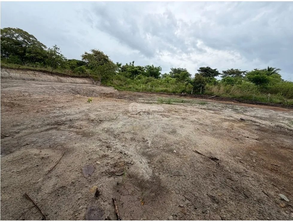 SE VENDE TERRENO DE PLAYA DE 1000M2 EN COSTA ESMERALDA